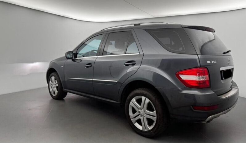 
Mercedes Classe ML 350 Bluetec 4MATIC complet									