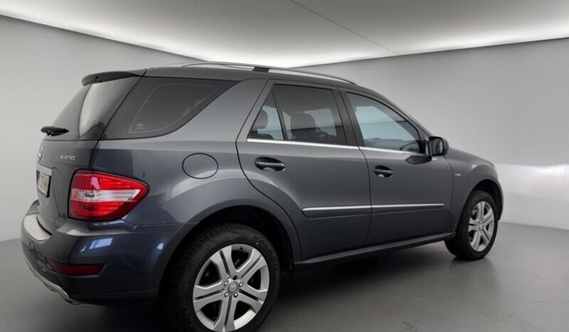 
Mercedes Classe ML 350 Bluetec 4MATIC complet									